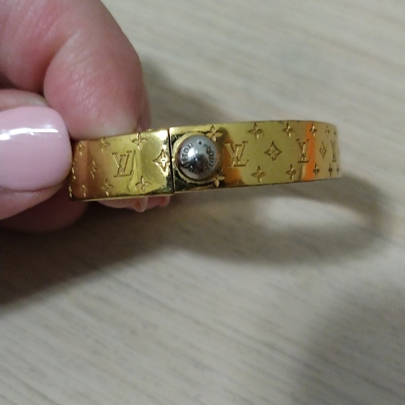 Loui Vuitton Nanogram Cuff Authentic ITALY M00251 LE1118 - Picture 7 of 7